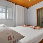 Apartment Maria Makarska